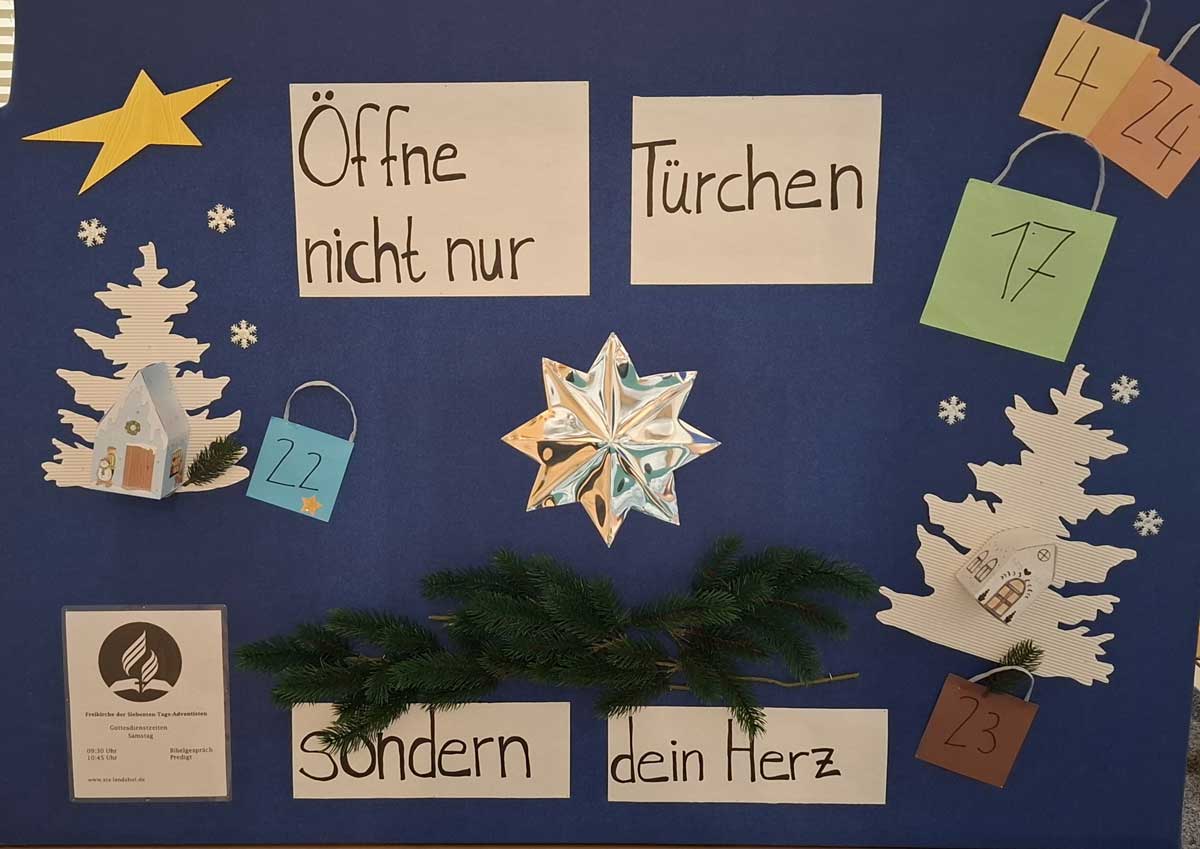 202512 Öffne nicht nur Türchen sondern dein Herz Schaukastenbild der Freikirche der Siebeten-Tags-Adventisten in Landshut - Öffne nicht nur Türchen sondern dein Herz