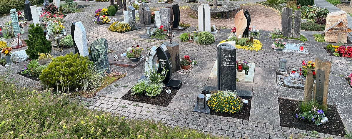 Freikirche der Siebenten Tags Adventisten in Landshut - Friedhof